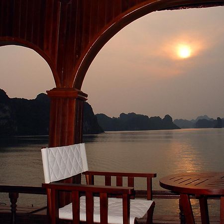 Hanoi Amorita Boutique Hotel & Travel Exterior photo