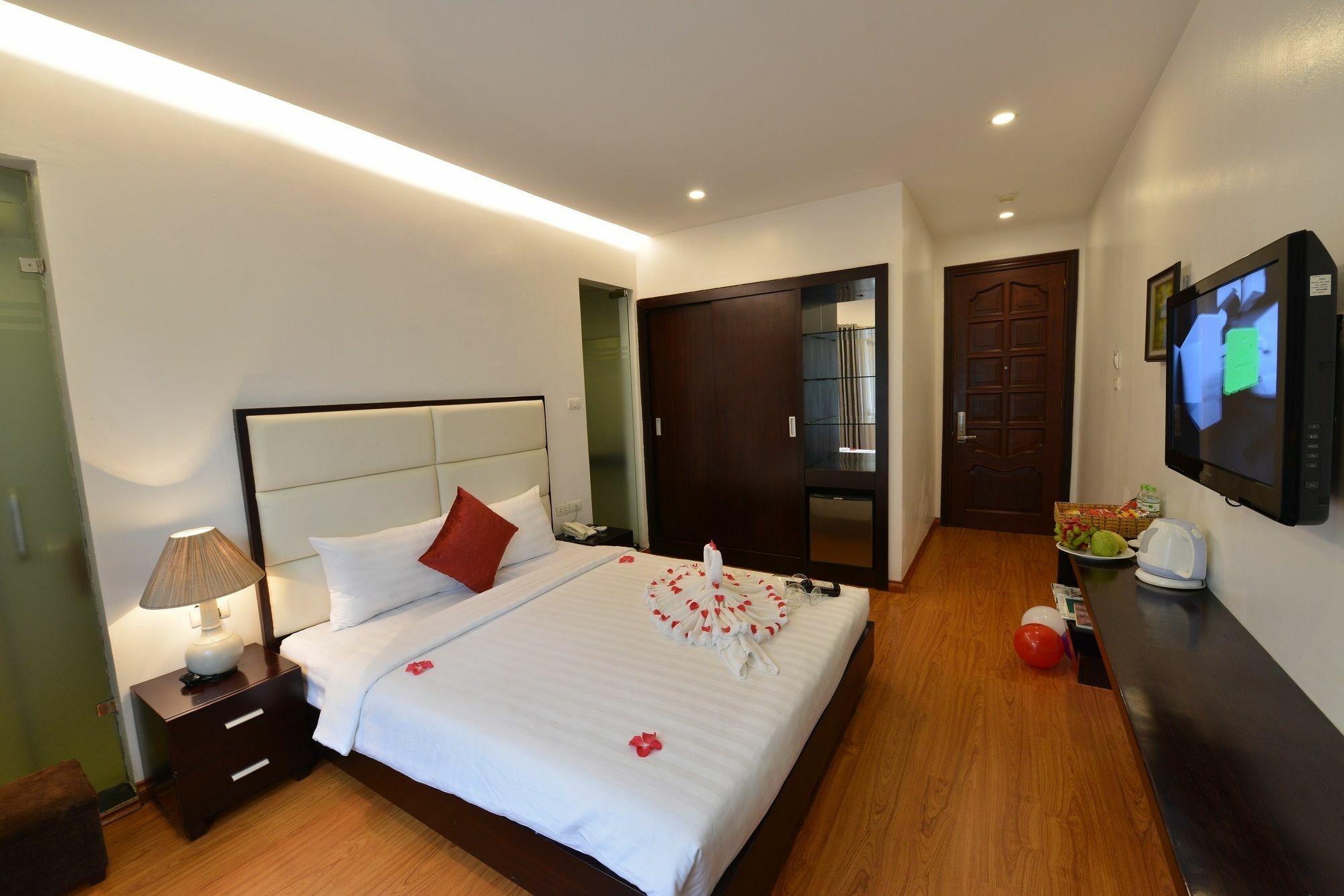 Hanoi Amorita Boutique Hotel & Travel Exterior photo