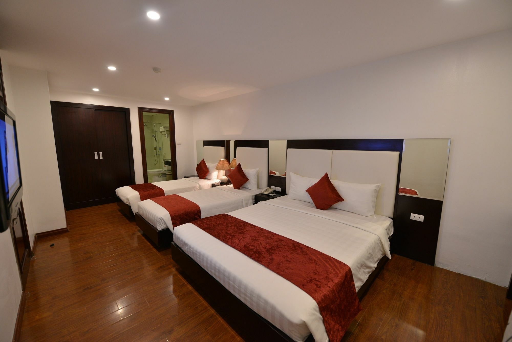 Hanoi Amorita Boutique Hotel & Travel Exterior photo